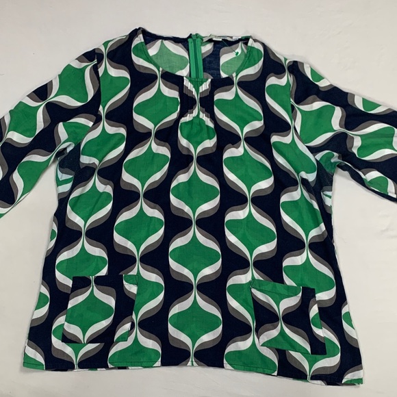 Boden Tops - Boden women’s 12 Navy Cream & Green Abstract Wave Blouse Spring Coastal Preppy